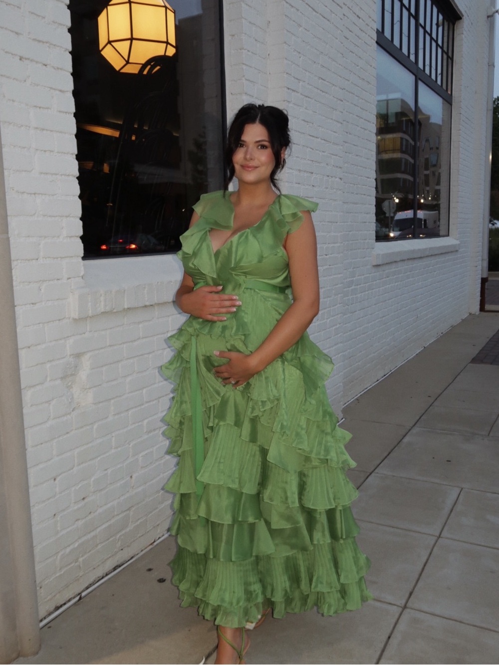 Antonio Melani x Amanda Jones Vaughan Keri Organza V-Neck Cap Sleeve Dress